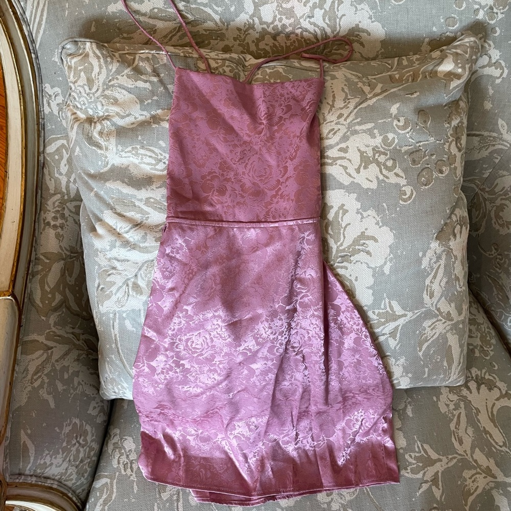 resa dress! never work with tags! perfect for hoco. negotiable on price!